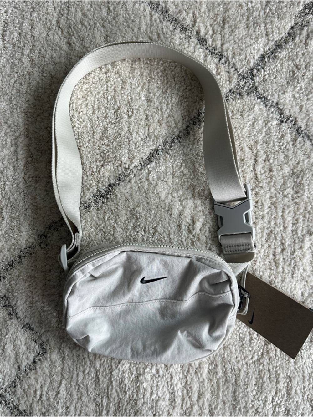 NIKE— Belt Bag